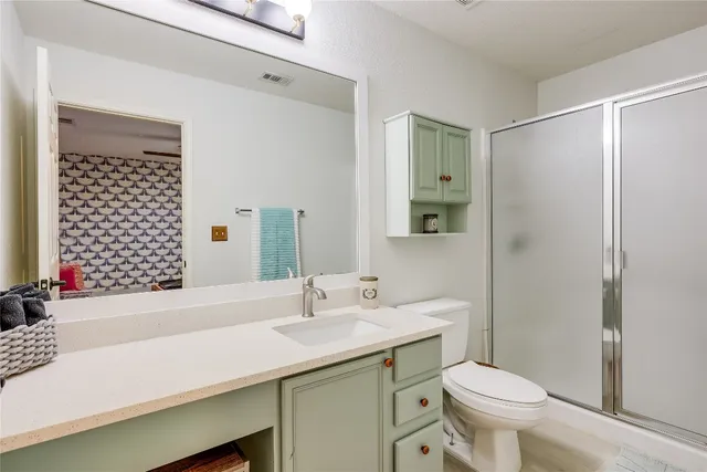 $1,950 | 5301 Apple Orchard Lane, Austin, TX 78744