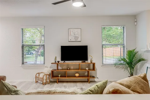 $1,950 | 5301 Apple Orchard Lane, Austin, TX 78744