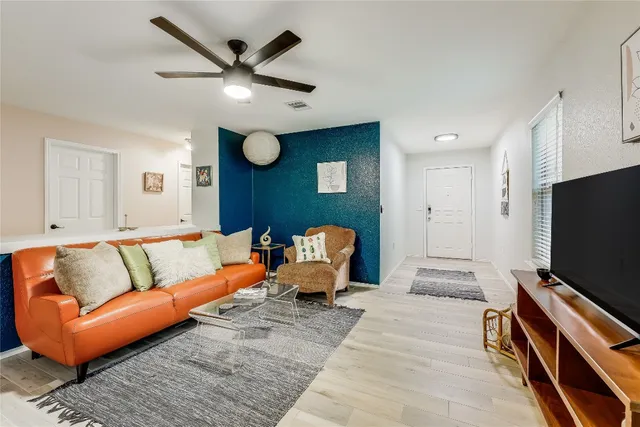 $1,950 | 5301 Apple Orchard Lane, Austin, TX 78744