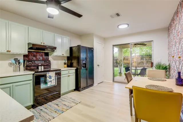 $1,950 | 5301 Apple Orchard Lane, Austin, TX 78744