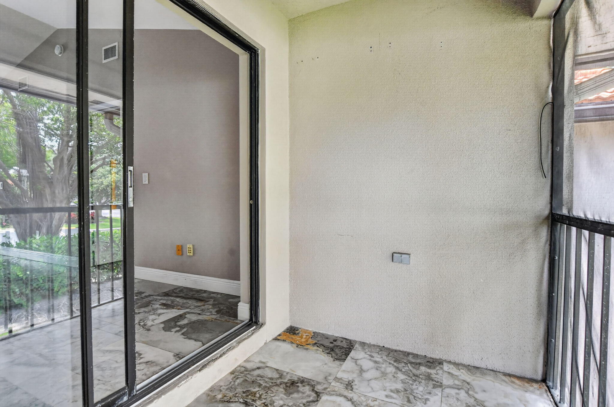 301 Club Circle, Unit 208 Boca Raton, FL 33487 - Photo 32 of 37 32-web-or-mls-DSC_3979