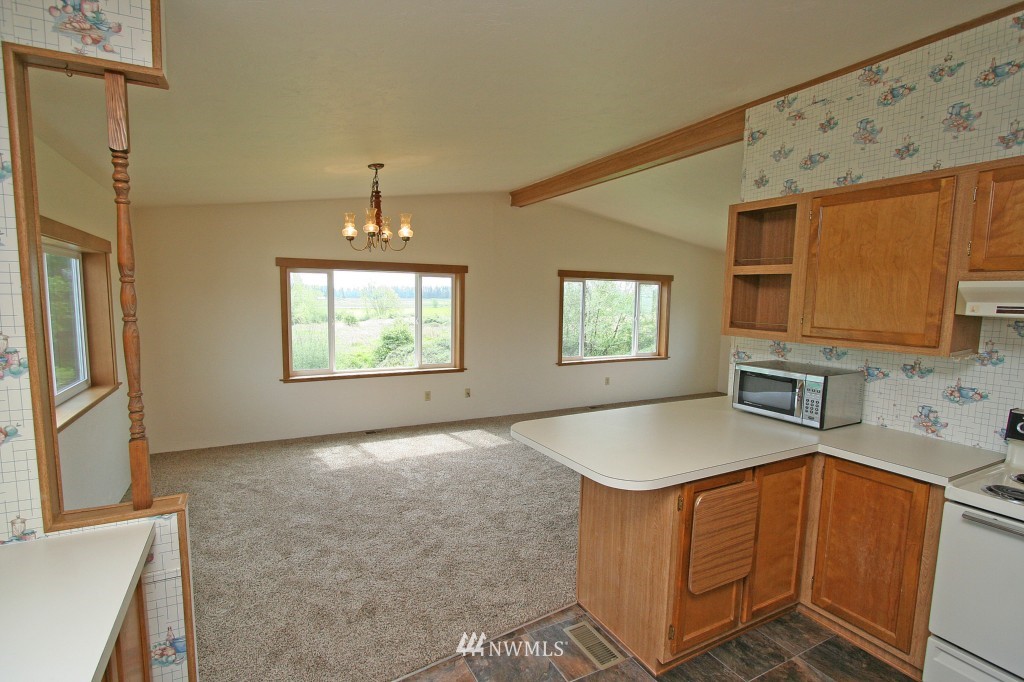 1245 Bradley Road, Unit 20 Lynden, WA 98264 - Photo 9 of 25 Gallery Image 9