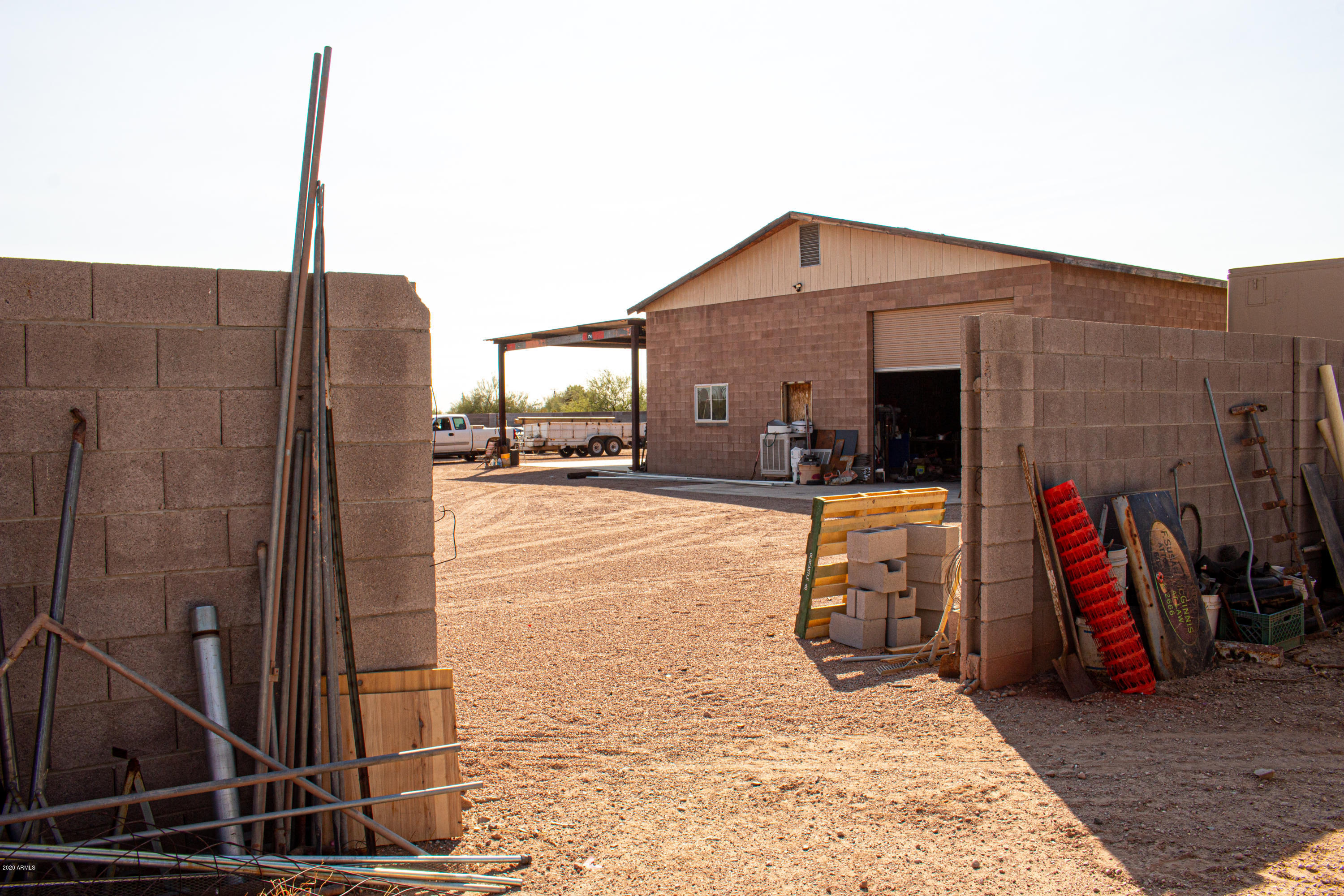 208 North Wickiup Road Apache Junction, AZ 85119 - Photo 22 of 34 Side Yard