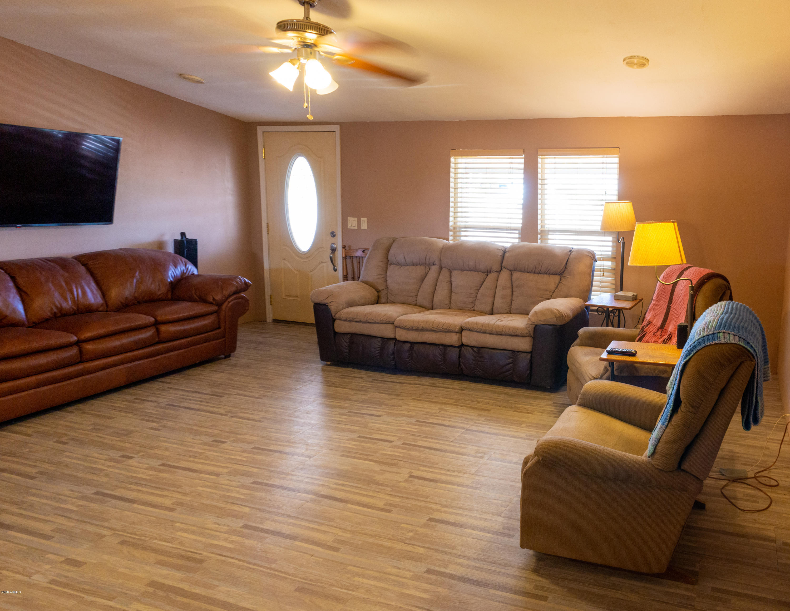 208 North Wickiup Road Apache Junction, AZ 85119 - Photo 3 of 34 Living Room