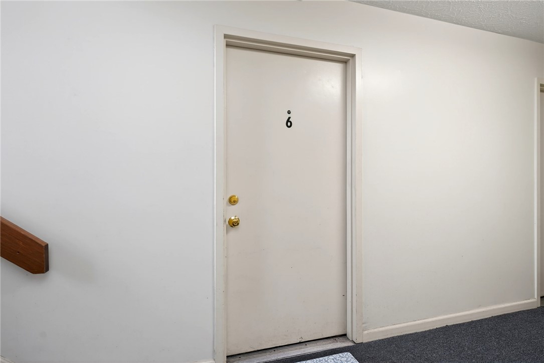 3151 Roesch Boulevard, Unit 6 Fairfield, OH 45014 - Photo 3 of 29 This entry offers a clean, straightforward welcome to your private space.