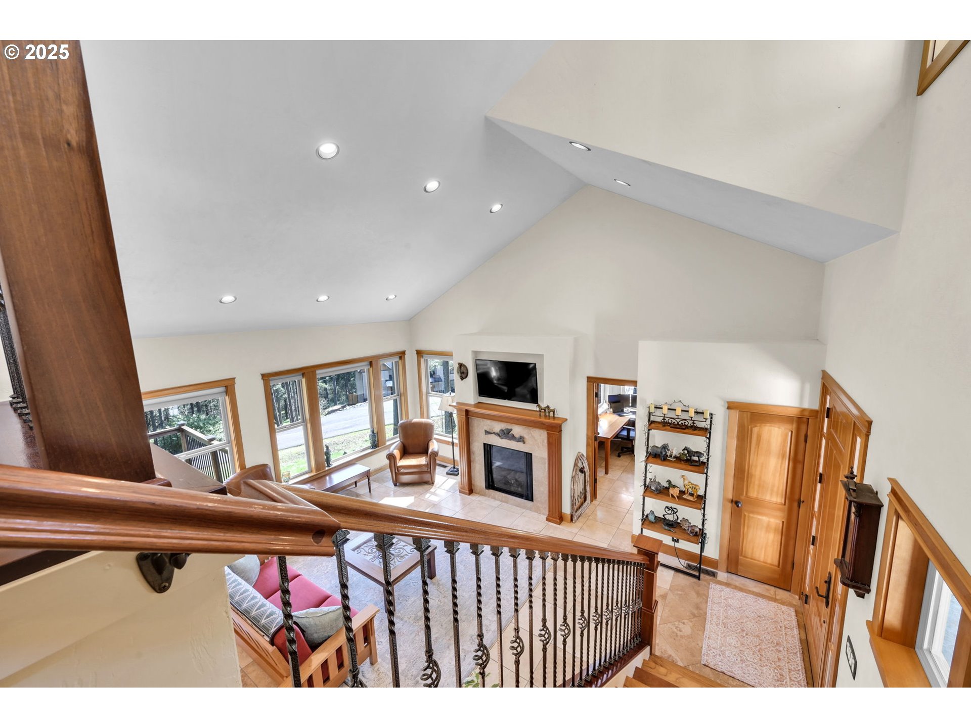 27911 Lady Slipper Loop Eugene, OR 97405 - Photo 25 of 48