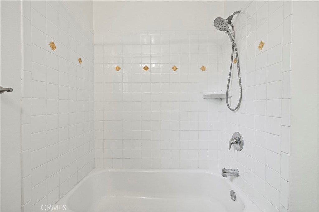 65 Grace Terrace Pasadena, CA 91105 - Photo 20 of 39 a bathroom with a shower