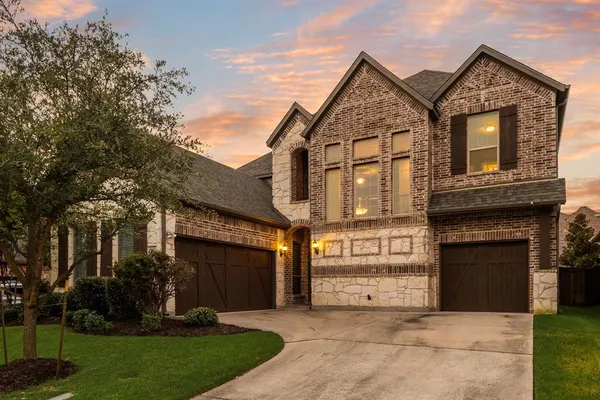 $599,900 | 922 Amber Knoll Drive, Rockwall, TX 75087