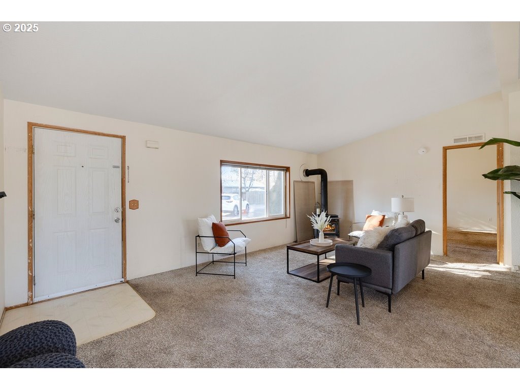 1359 Tucker Road Hood River, OR 97031 - Photo 5 of 36 a living room with furniture and a window