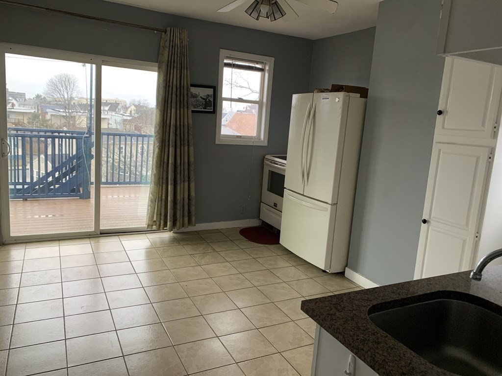 118 Sumner Street, Unit 3 Quincy, MA 02169 - Photo 2 of 8