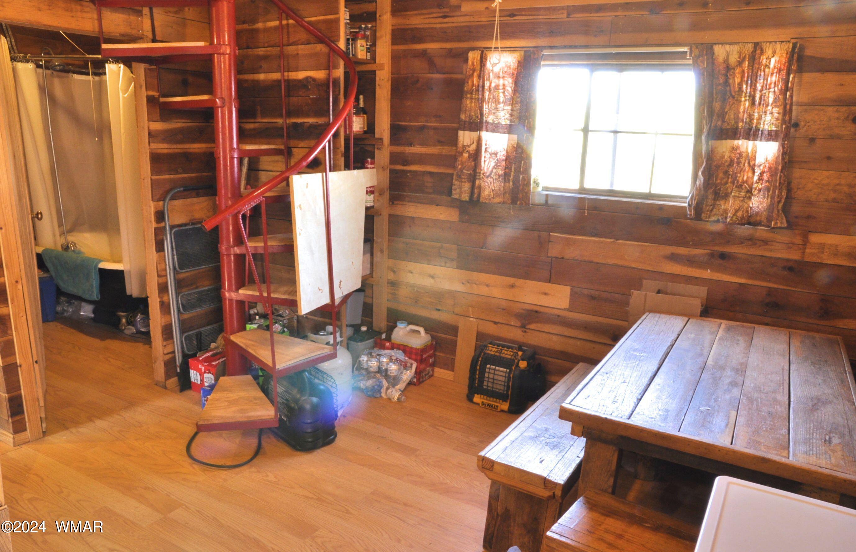 20 N8564 Concho, AZ 85924 - Photo 6 of 28 a view of entryway and hall with wooden floor