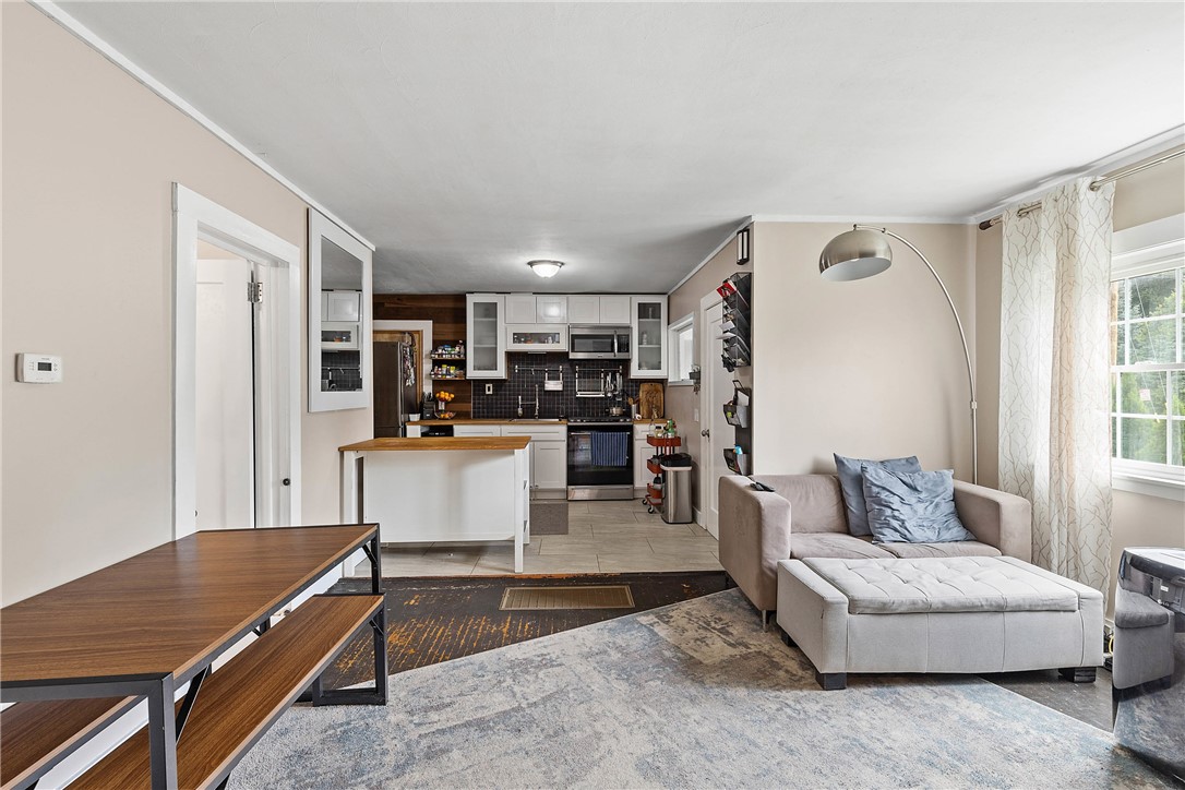 99 Fernwood Avenue Rochester, NY 14621 - Photo 15 of 44