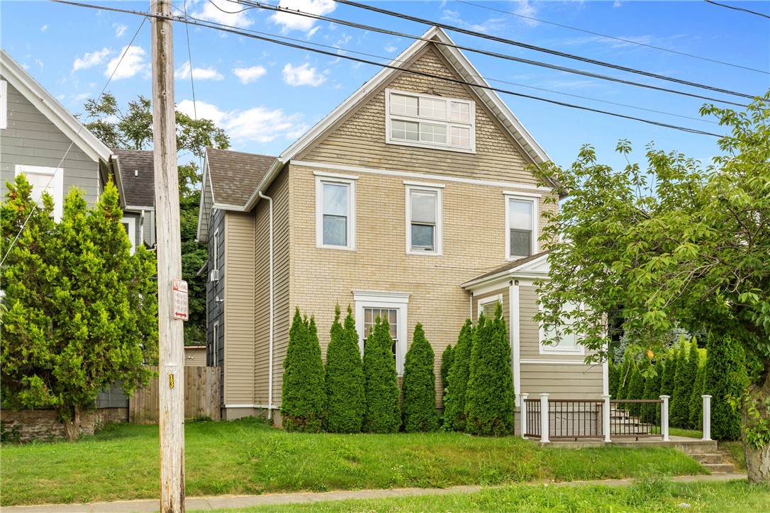 99 Fernwood Avenue Rochester, NY 14621 - Photo 2 of 44