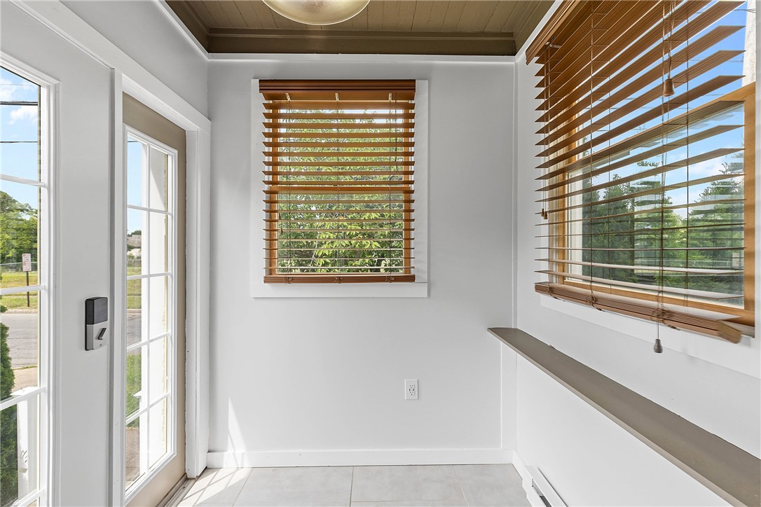 99 Fernwood Avenue Rochester, NY 14621 - Photo 25 of 44