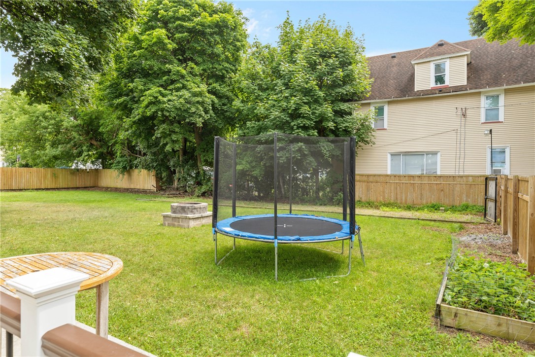 99 Fernwood Avenue Rochester, NY 14621 - Photo 7 of 44