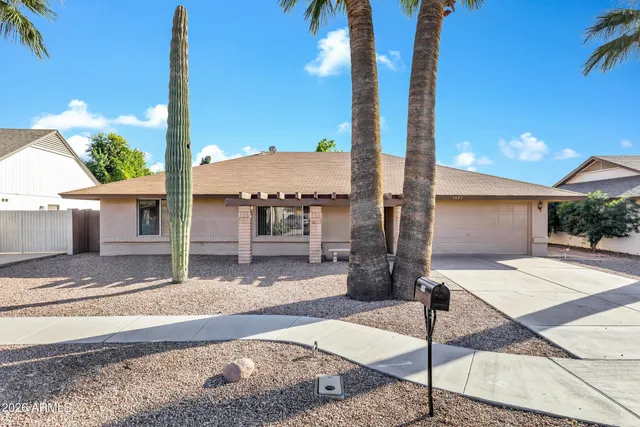 $499,000 | 1645 West Nido Avenue, Mesa, AZ 85202