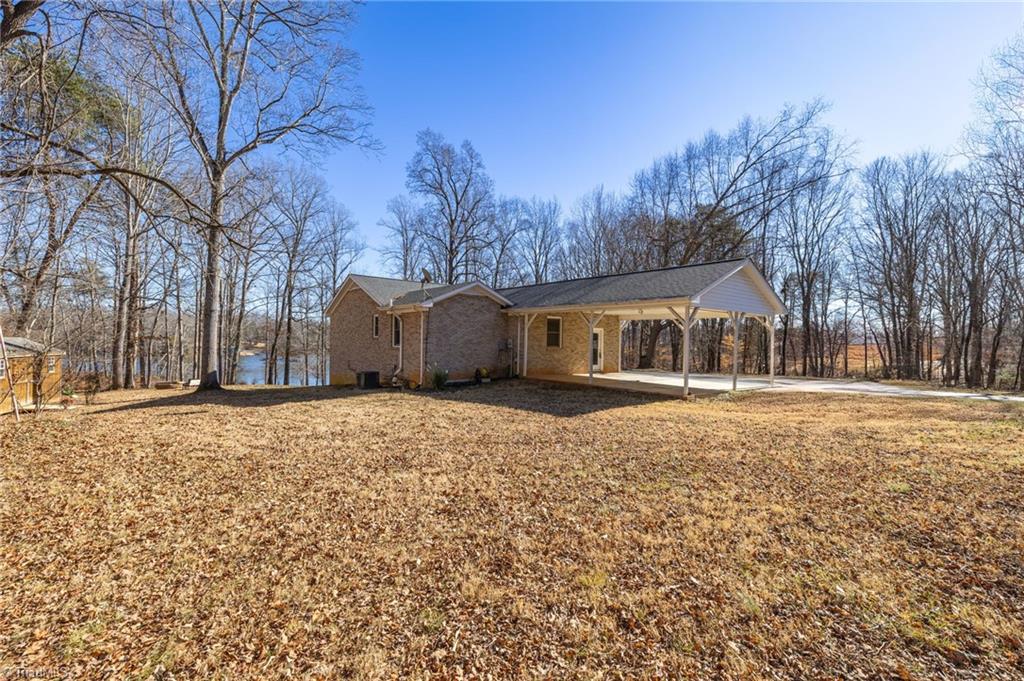 1301 Boyd Road Reidsville, NC 27320 - Photo 3 of 40