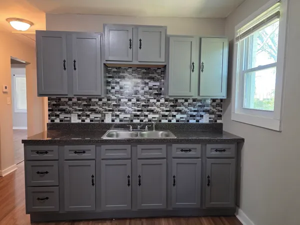 $94,900 | 1319 Nicholas Street, Memphis, TN 38107
