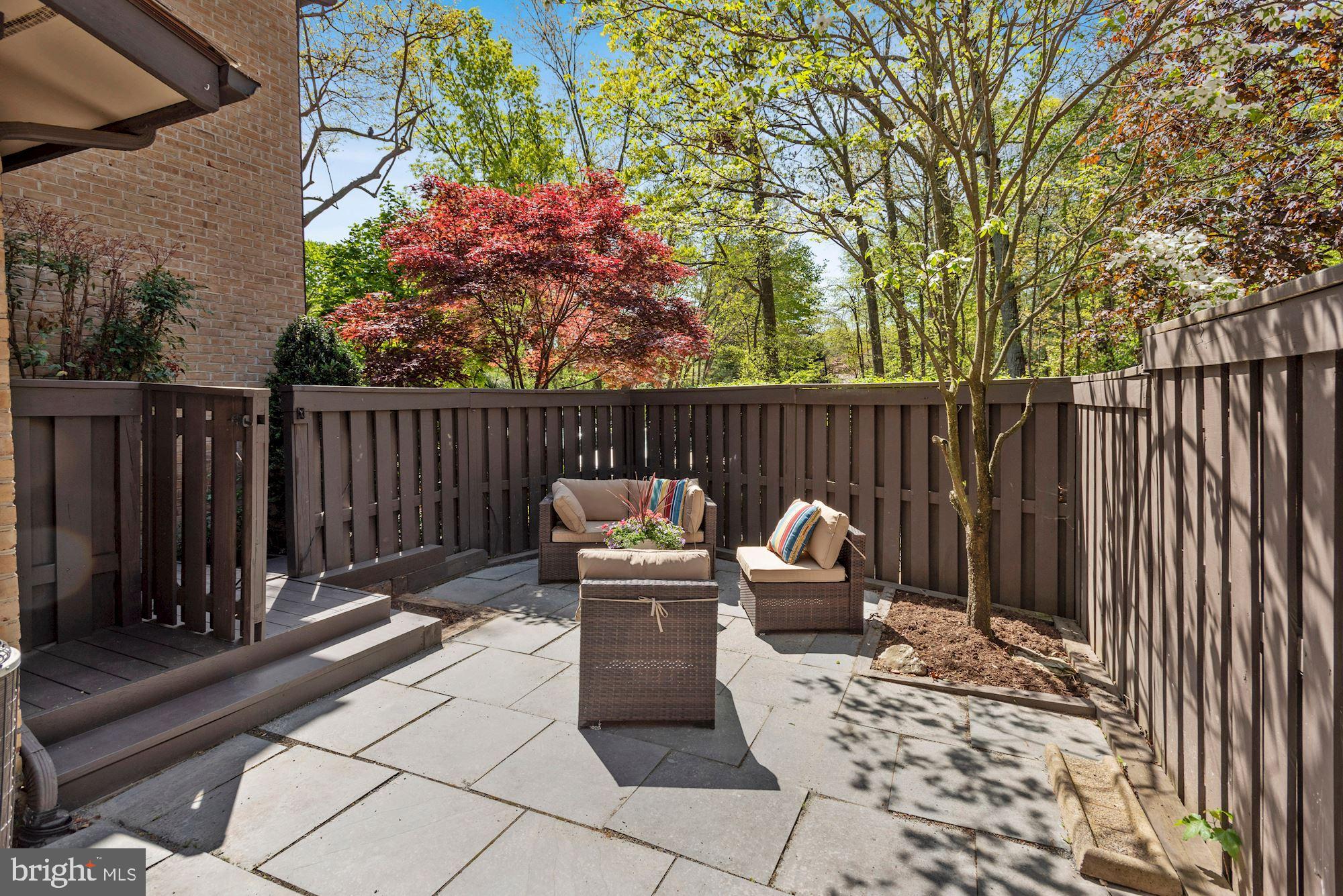 11304 Dockside Circle Reston, VA 20191 - Photo 3 of 60 Fenced front courtyard with patio