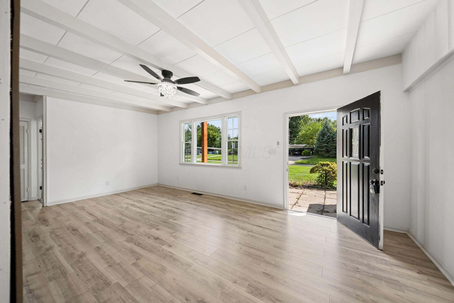 2458 Edgevale Road Columbus, OH 43221 - Photo 6 of 41 005_er Arlington OH 43221 USA