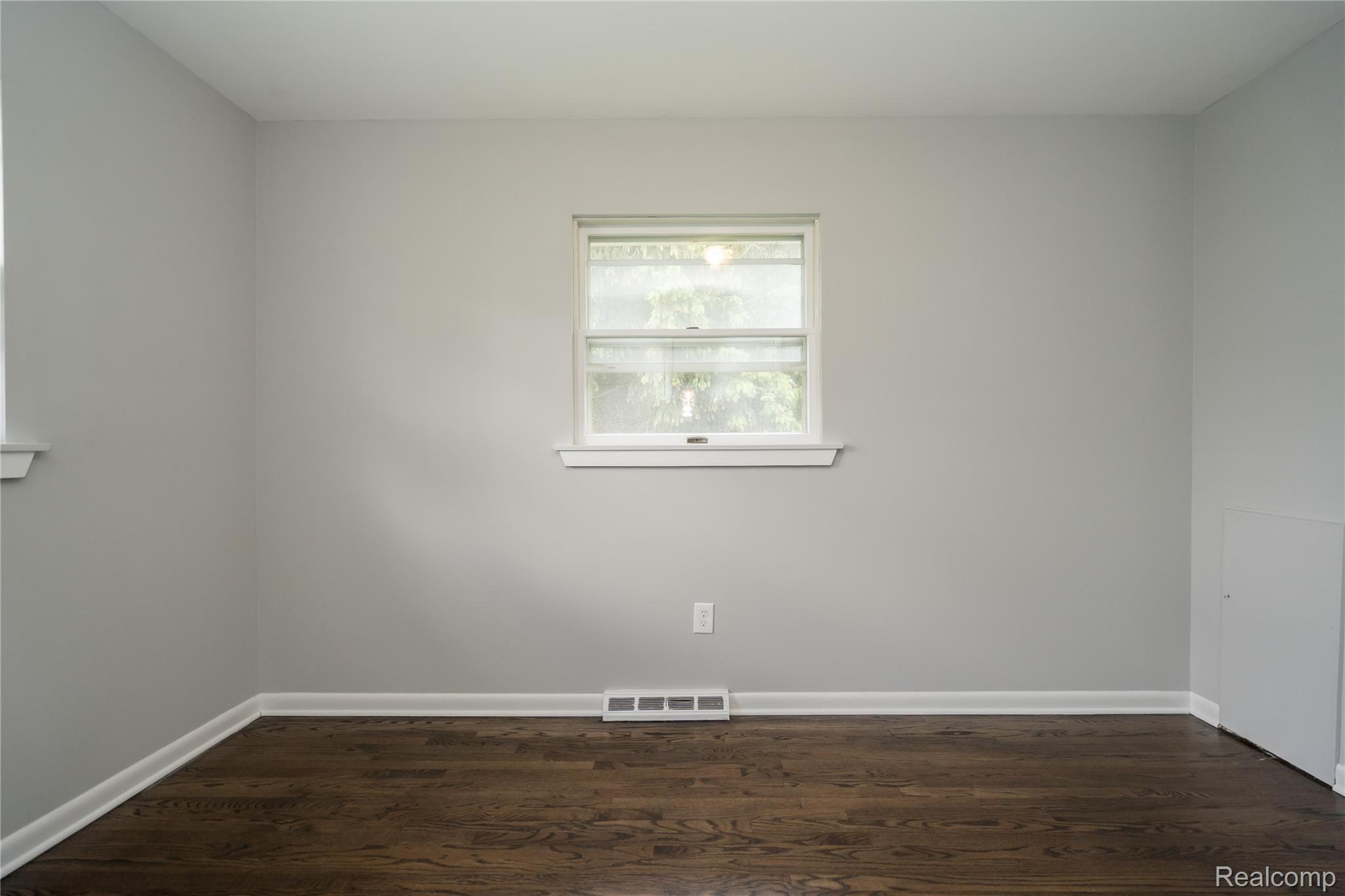 4265 Highland Road Milford, MI 48380 - Photo 62 of 85 DSC02805.jpg