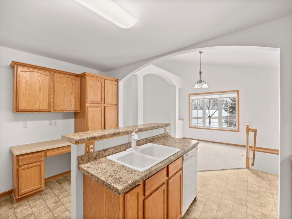 112 Sundance Ridge Road Buffalo, MN 55313 - Photo 4 of 23