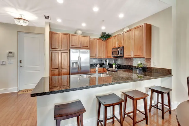 a view of front door with entryway