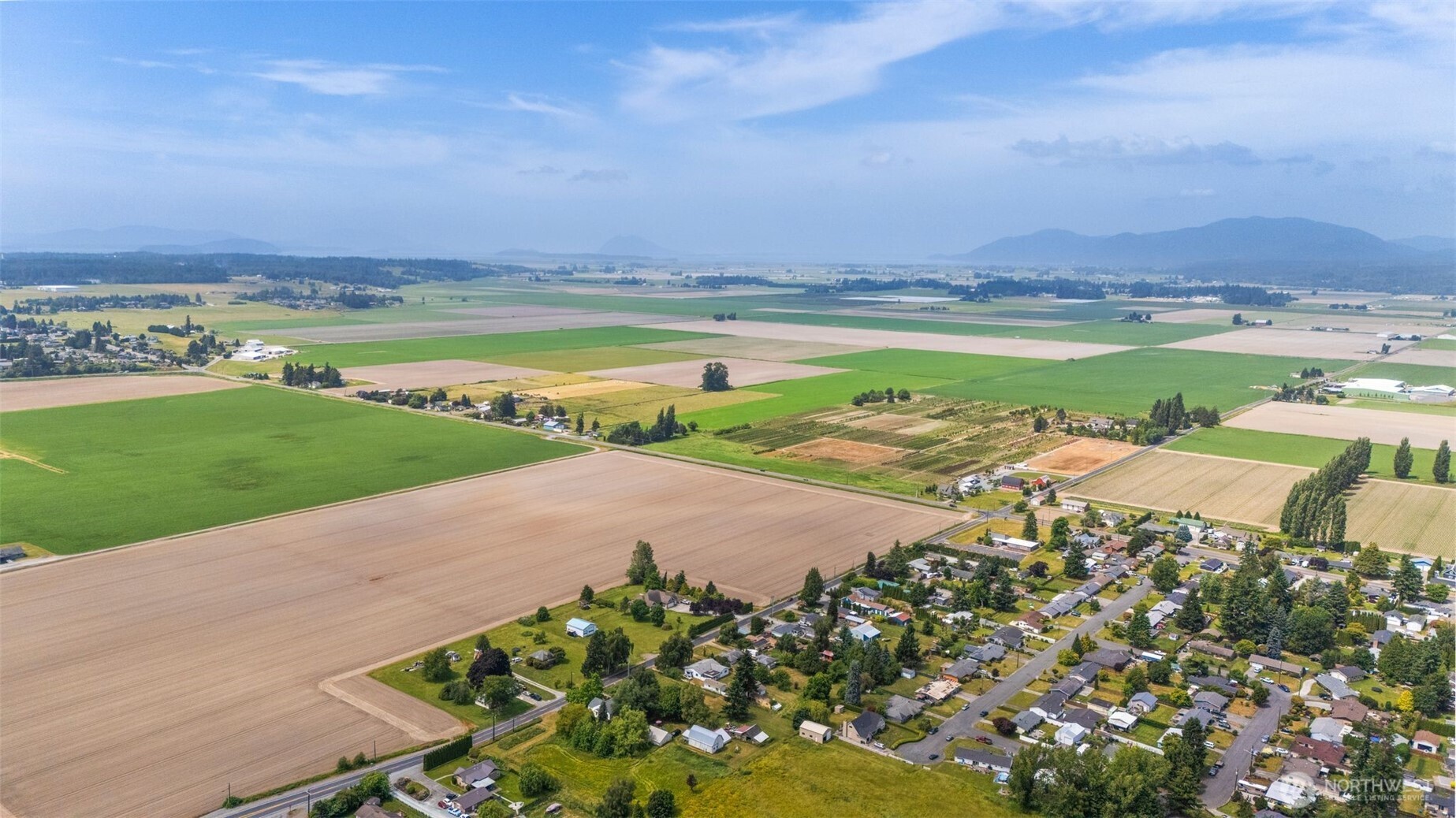 12249 Pulver Road Burlington, WA 98233 - Photo 38 of 39 an aerial view of a houses with yard and ocean view