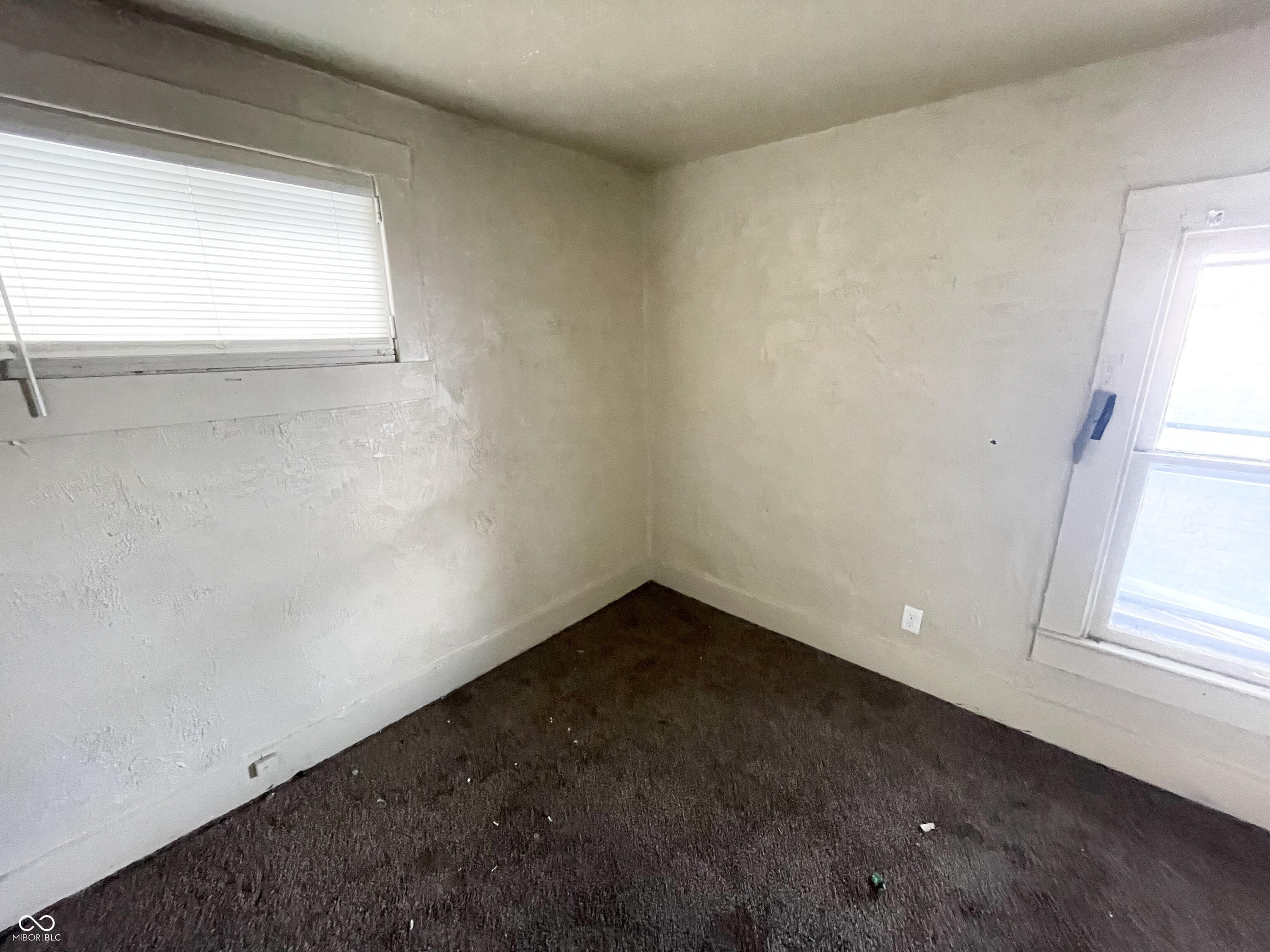 1437 Kappes Street Indianapolis, IN 46221 - Photo 7 of 9