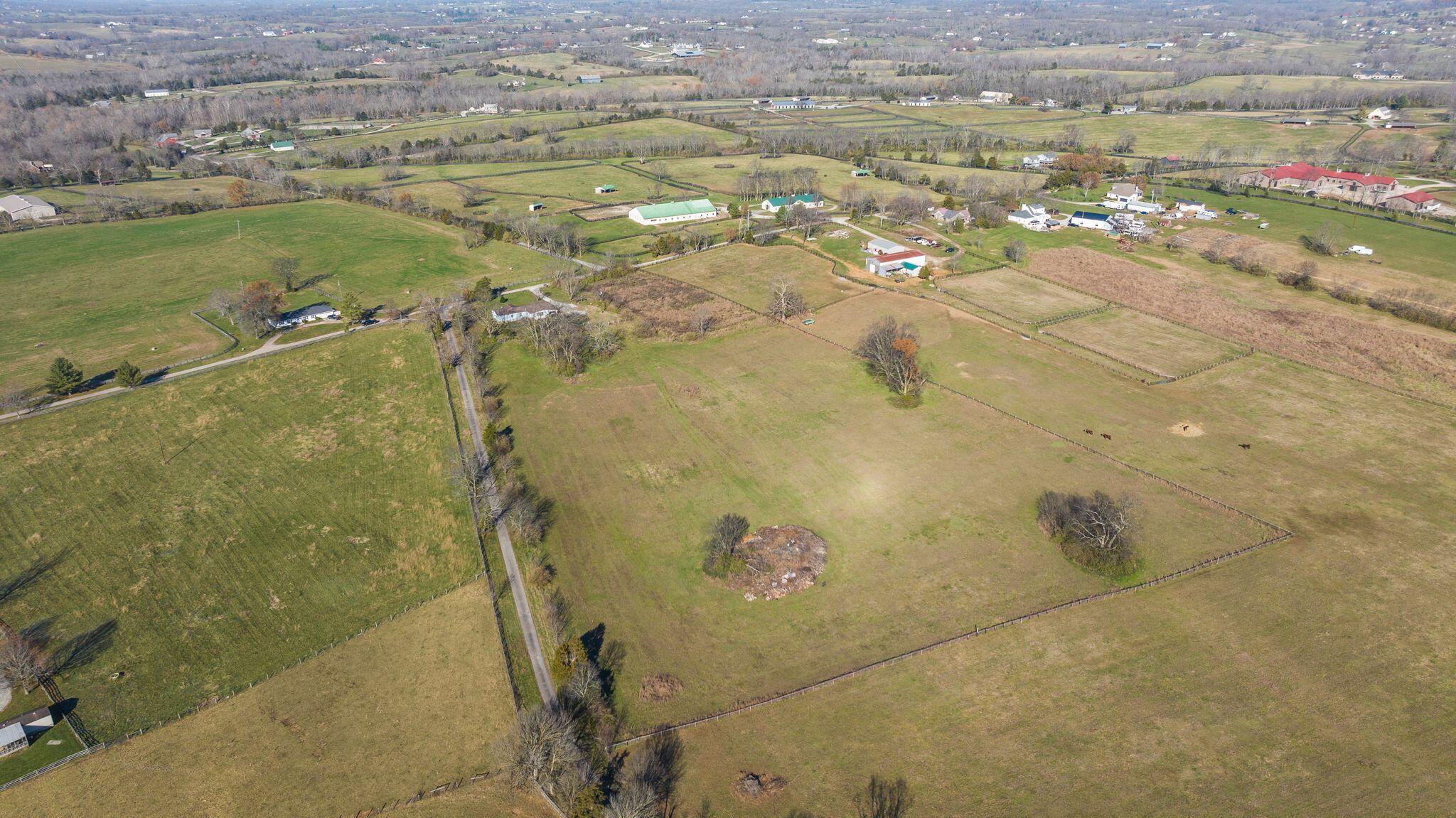 1101 Kidds Mill Road Versailles, KY 40383 - Photo 41 of 41 DJI_20241207001727_0171_D