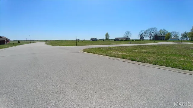 $28,800 | 16743 Ashland Court, Carlyle, IL 62231