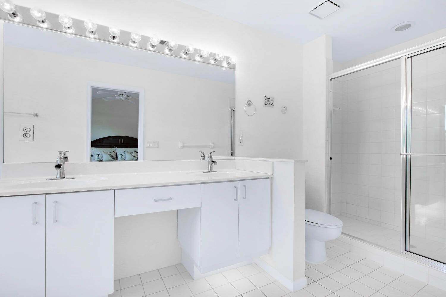 23341 Water Circle Boca Raton, FL 33486 - Photo 14 of 26 Master Bathroom