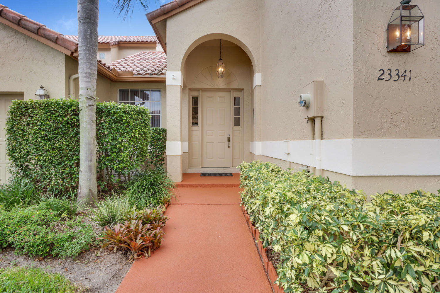 23341 Water Circle Boca Raton, FL 33486 - Photo 2 of 26 Entry