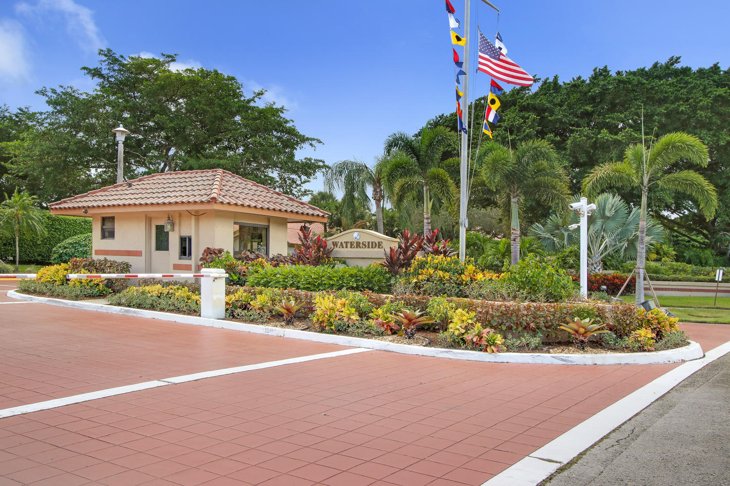 23341 Water Circle Boca Raton, FL 33486 - Photo 26 of 26 Guard Gate