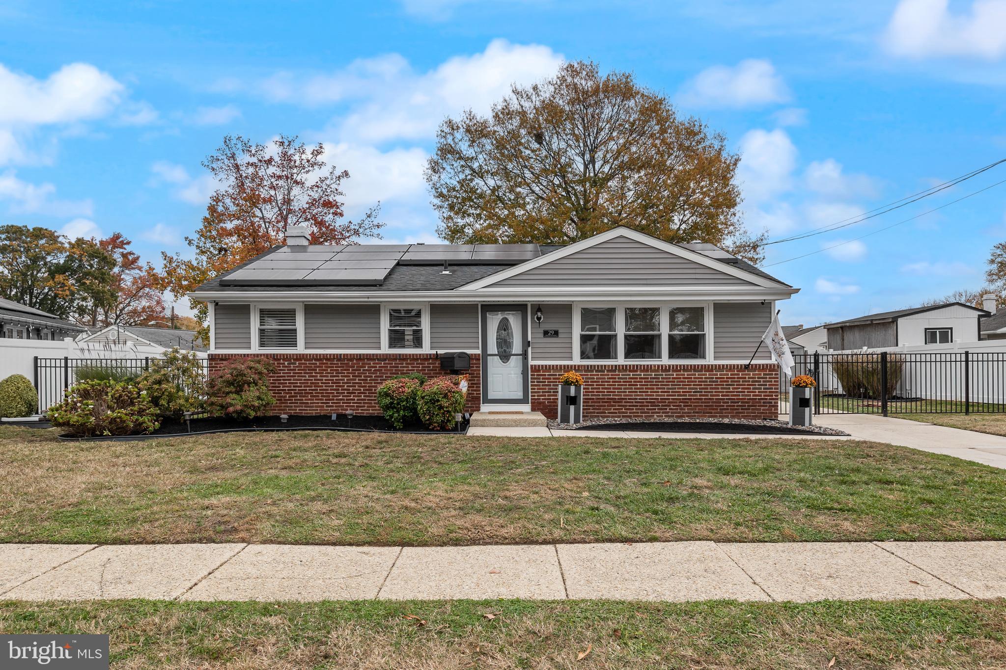 29 Devon Avenue Bellmawr, NJ 08031 - Photo 1 of 27