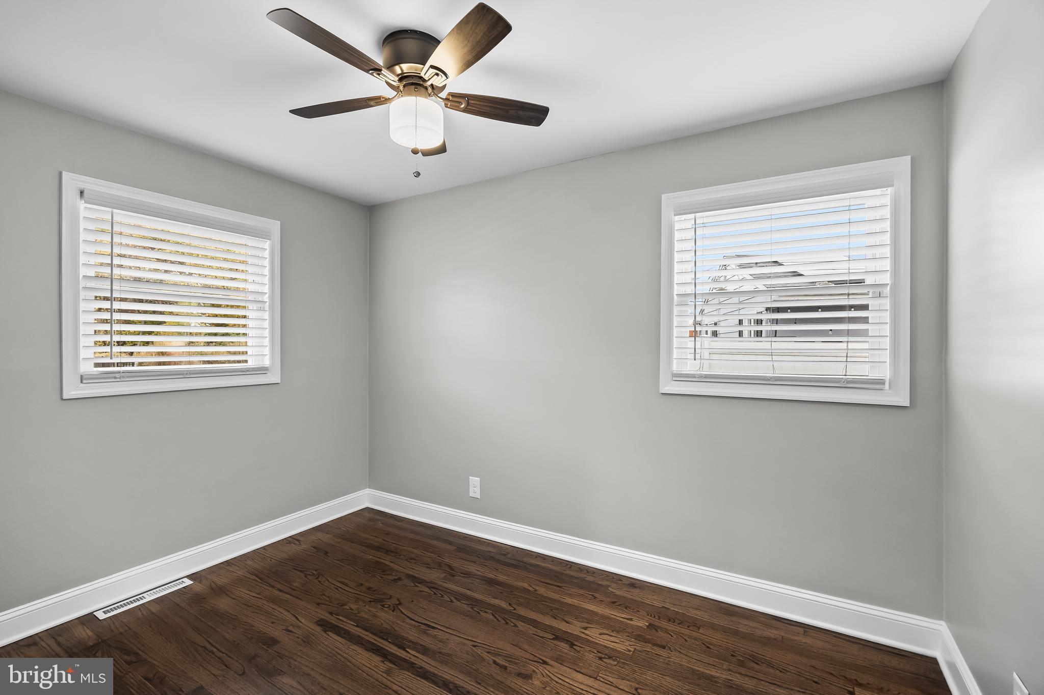 29 Devon Avenue Bellmawr, NJ 08031 - Photo 17 of 27