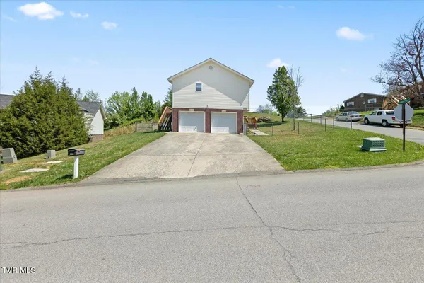 $339,900 | 238 Cedar Valley Boulevard, Gray, TN 37615
