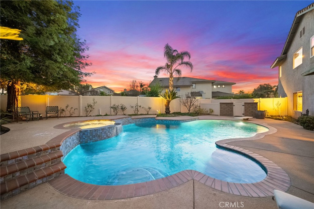 31782 Via San Carlos Temecula, CA 92592 - Photo 67 of 69 a swimming pool with yard