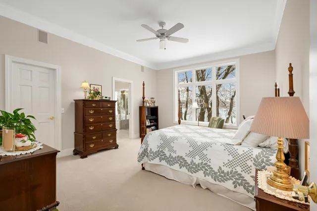 $1,250,000 | 3133 Spring Lake Road Southwest, Prior Lake, MN 55372