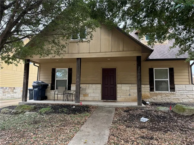 $2,400 | 3365 Keefer Loop, College Station, TX 77845