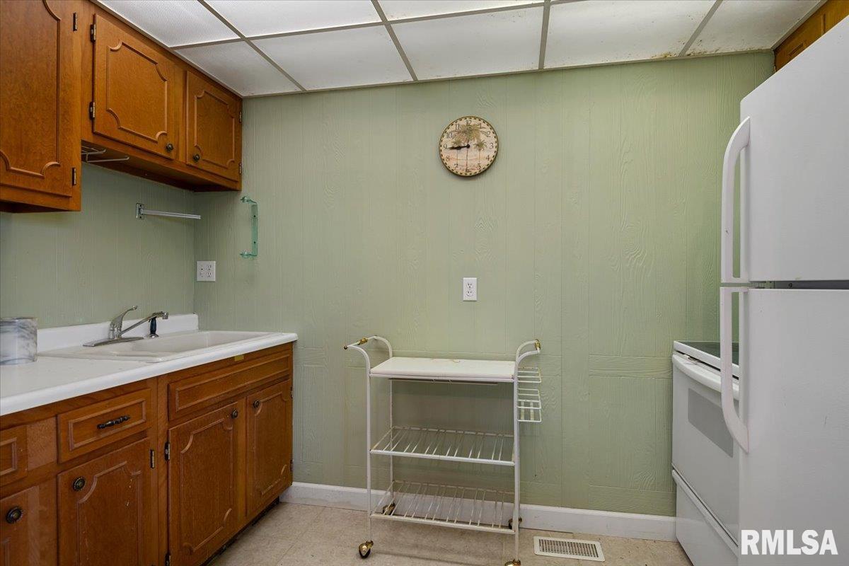 1013 East Lake Shore Drive Springfield, IL 62712 - Photo 63 of 82