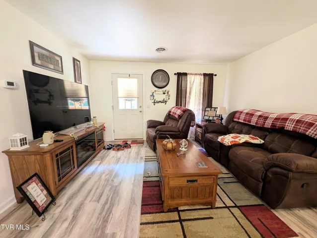 $159,000 | 127 Bartley Street, Haysi, VA 24256