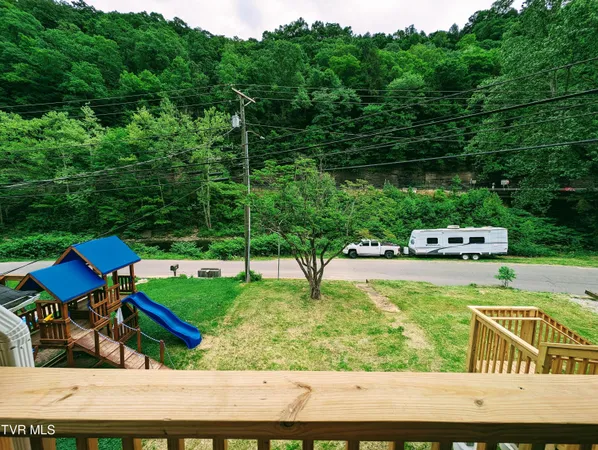 $159,000 | 127 Bartley Street, Haysi, VA 24256