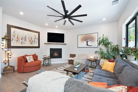 $1,050,000 | 465 Miles Court, Auburn, CA 95603