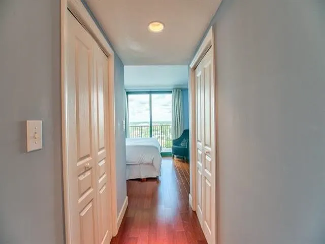 $2,800 | 300 South Duval Street, Unit 1703, Tallahassee, FL 32301