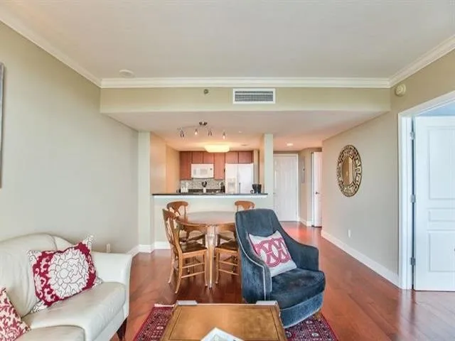 $2,800 | 300 South Duval Street, Unit 1703, Tallahassee, FL 32301