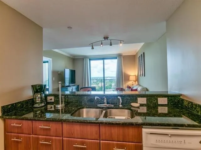 $2,800 | 300 South Duval Street, Unit 1703, Tallahassee, FL 32301