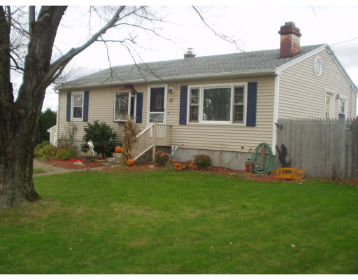 97 New Ludlow Road Granby, MA 01033 - Photo 2 of 12 Gallery Image 2