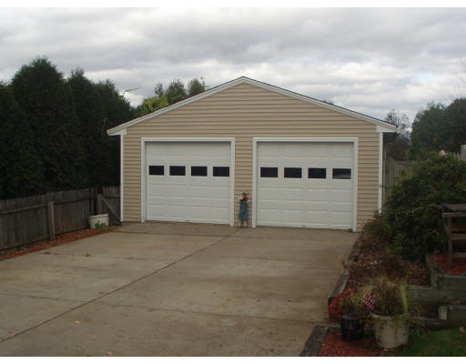 97 New Ludlow Road Granby, MA 01033 - Photo 5 of 12 Gallery Image 5