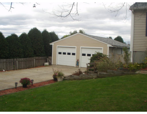 97 New Ludlow Road Granby, MA 01033 - Photo 6 of 12 Gallery Image 6